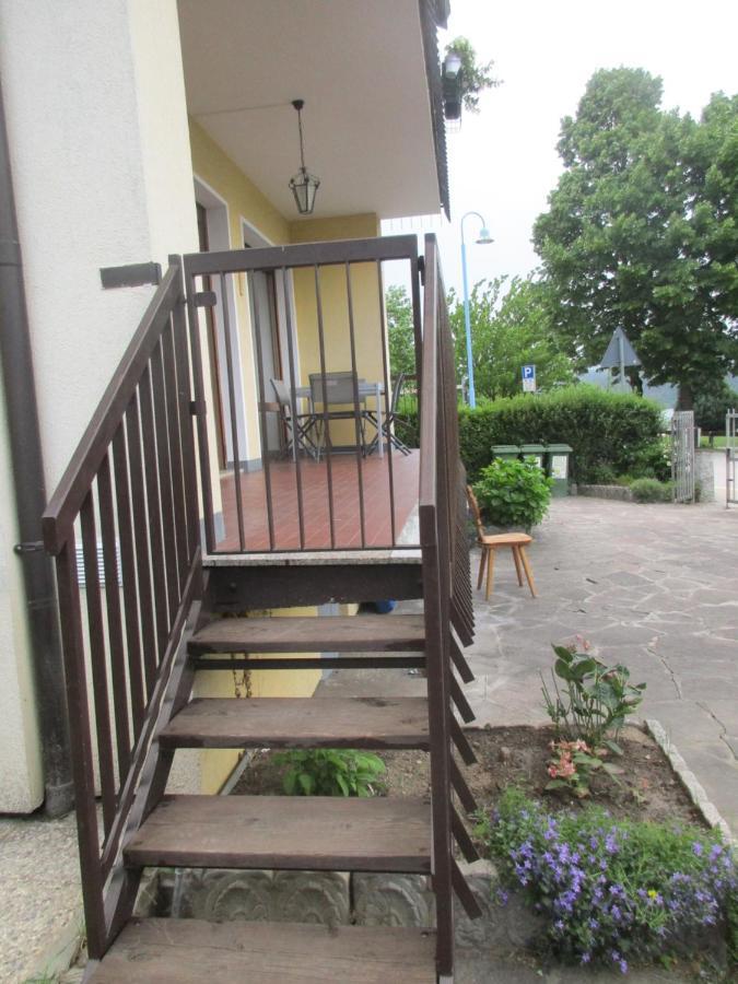 La Perla Del Lago Apartment Калчераника ал Лаго Екстериор снимка